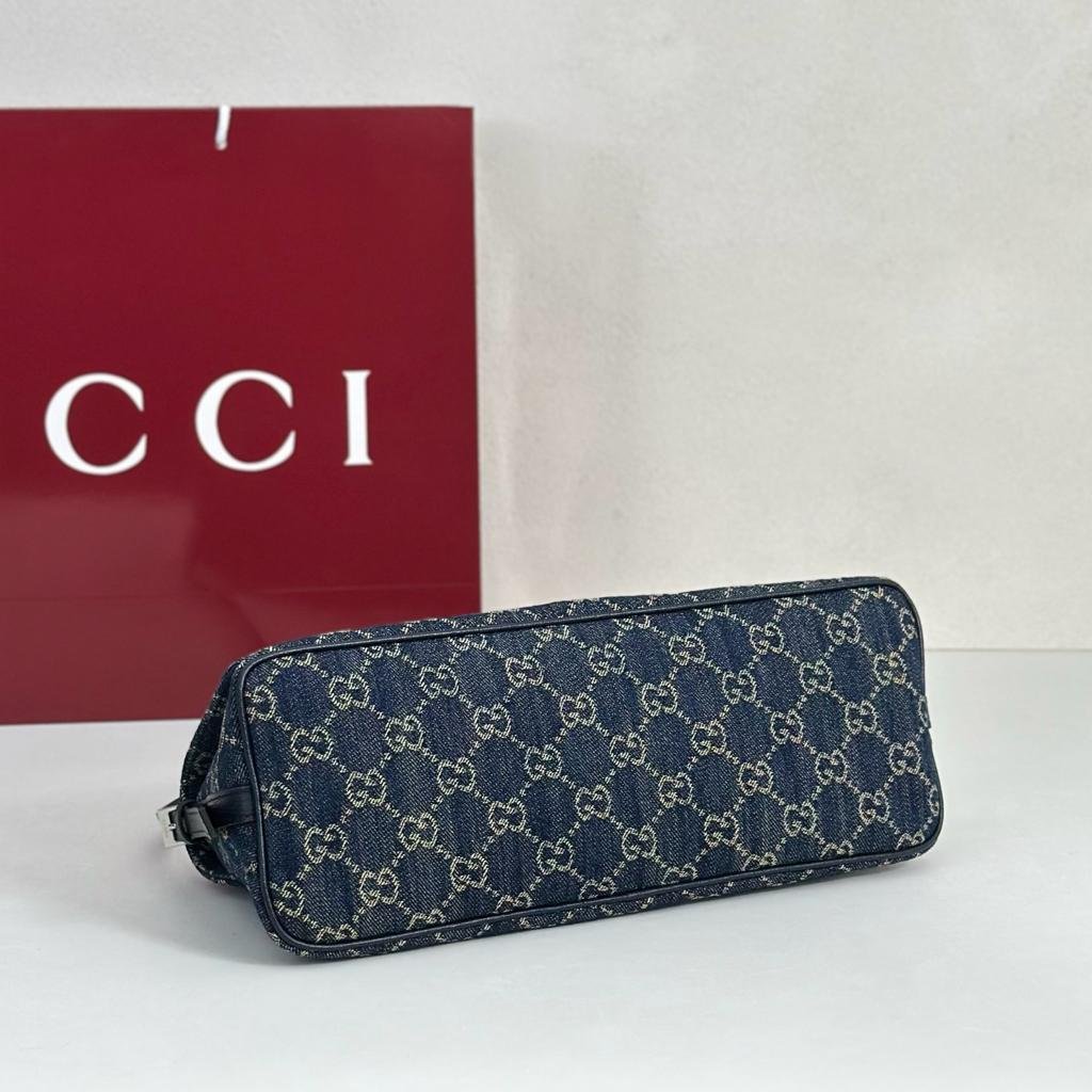 Gucci Madison Medium Shoulder Bag 31cm/12.2in Blue GG Denim ‎874744