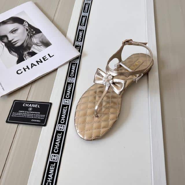 Chanel Gold Quilted Leather With White Camellia Cc Logo Bow Thong Sandals