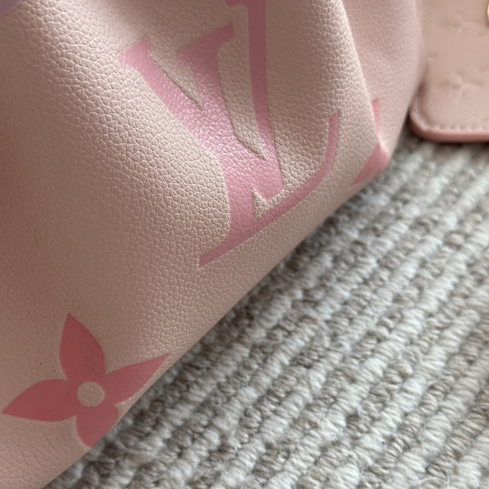 Louis Vuitton Summer Bundle Pink 28cm