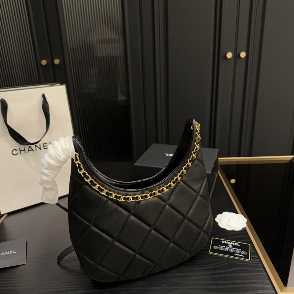 Chanel Hobo Handbag Shiny And Gold Tone Black 27Cm/10.6in