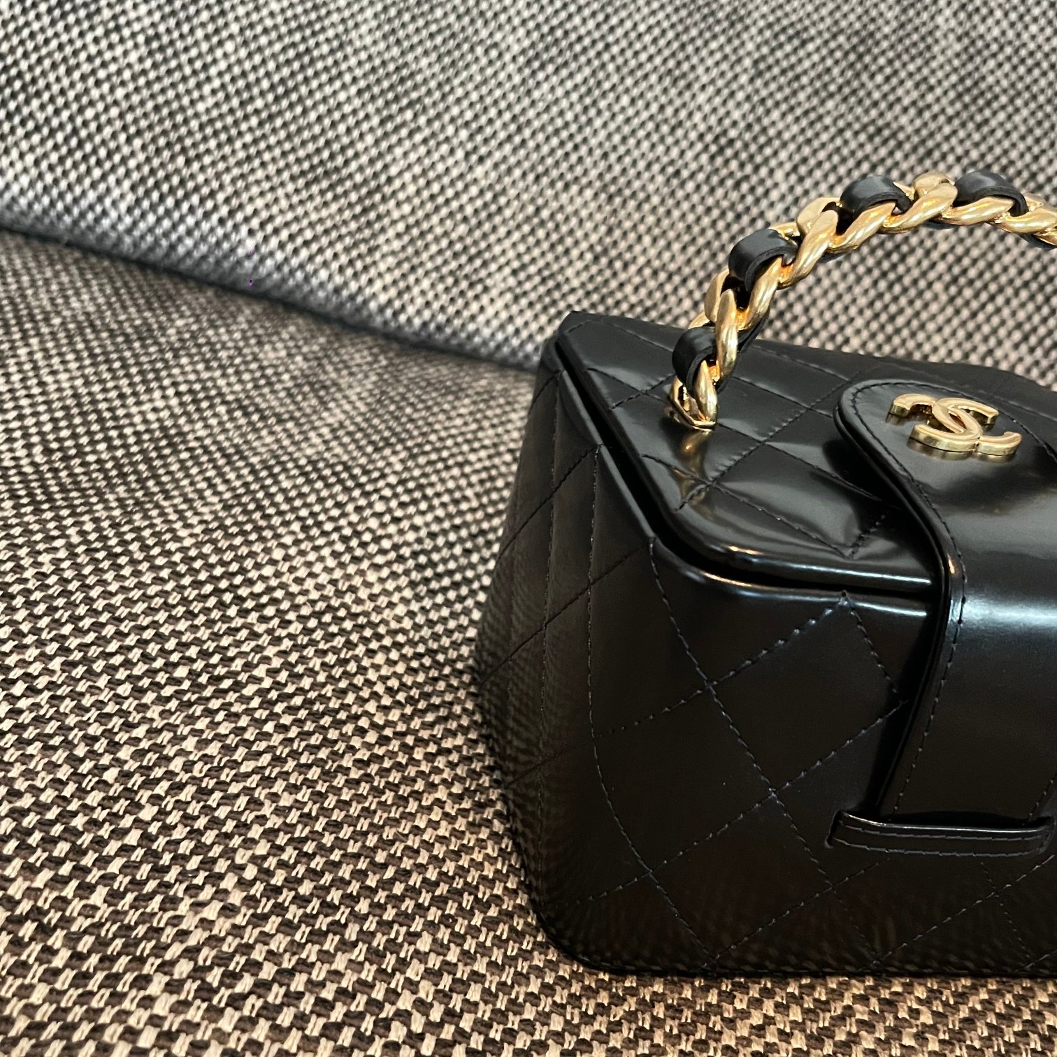 25C Small Quilted Lambskin Vanity Case in Black