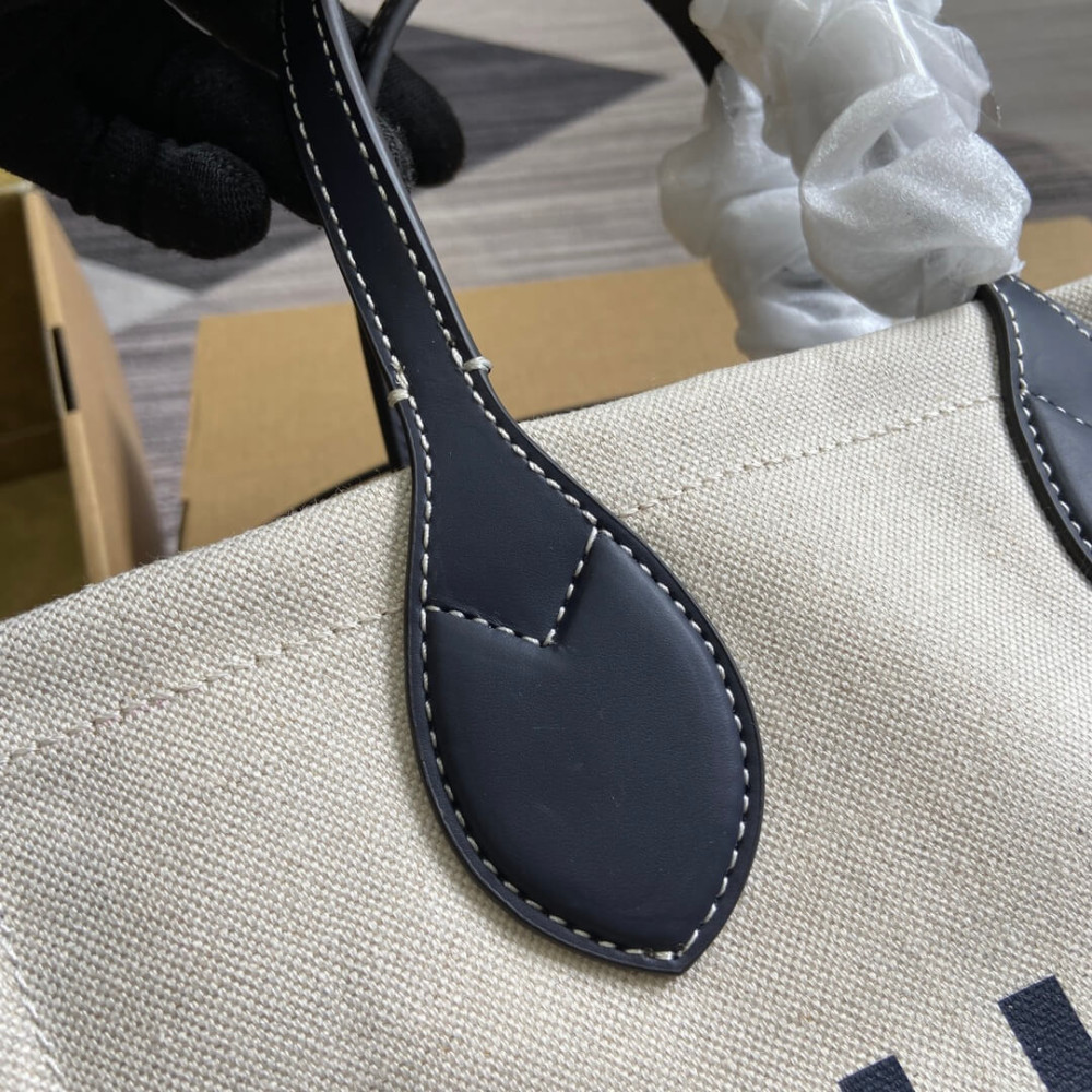 Gucci Mini Tote Bag With Gucci Print