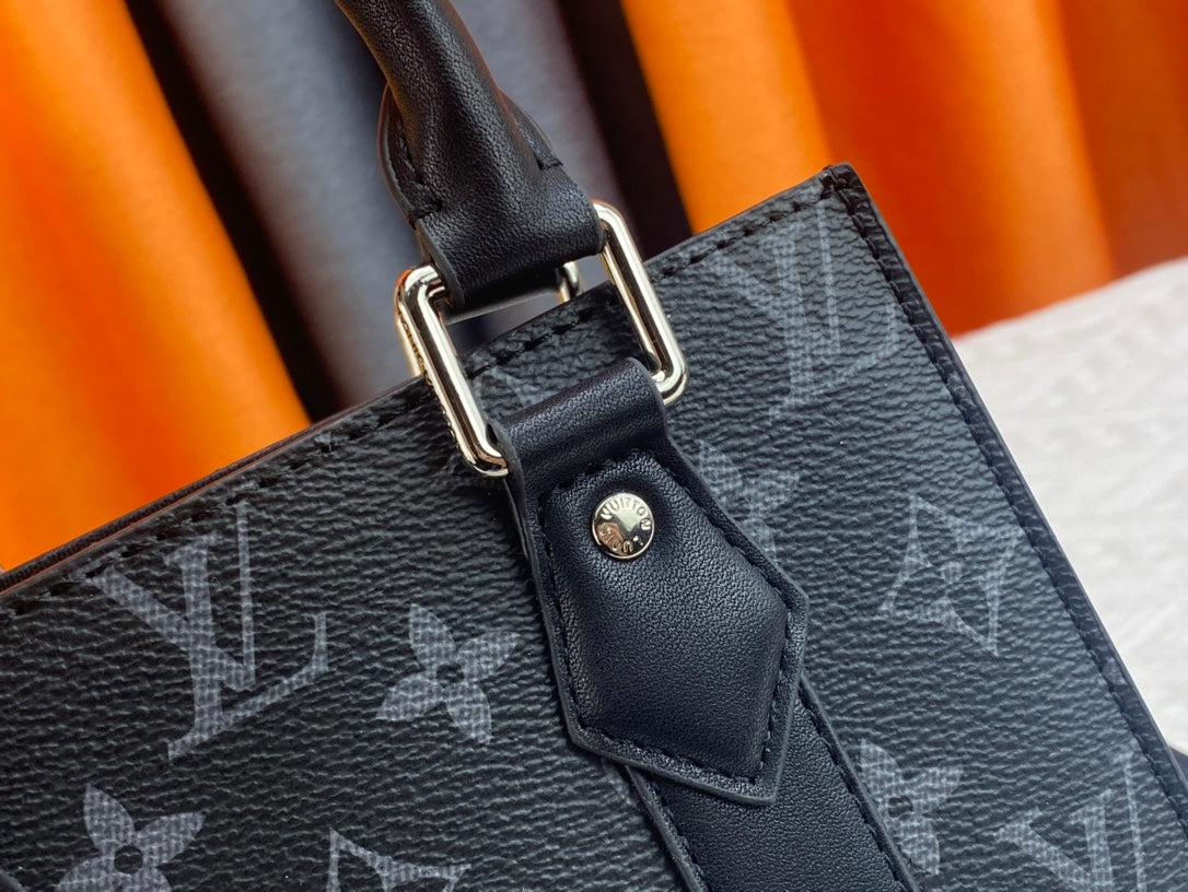 Louis Vuitton Sac Plat Mini Grey And Black Leather 22Cm