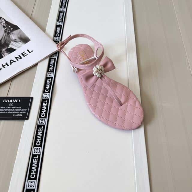 Chanel Pink Quilted Leather With White Camellia Cc Logo Bow Thong Sandals