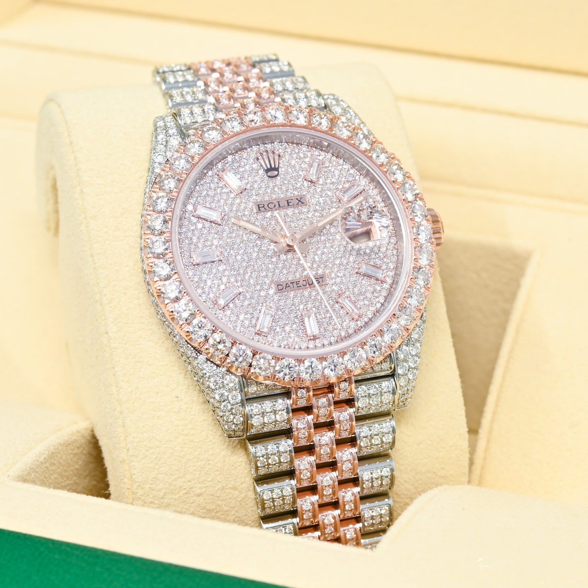 Rolex Datejust 41mm - Everose Full Honeycomb Baguette 126331