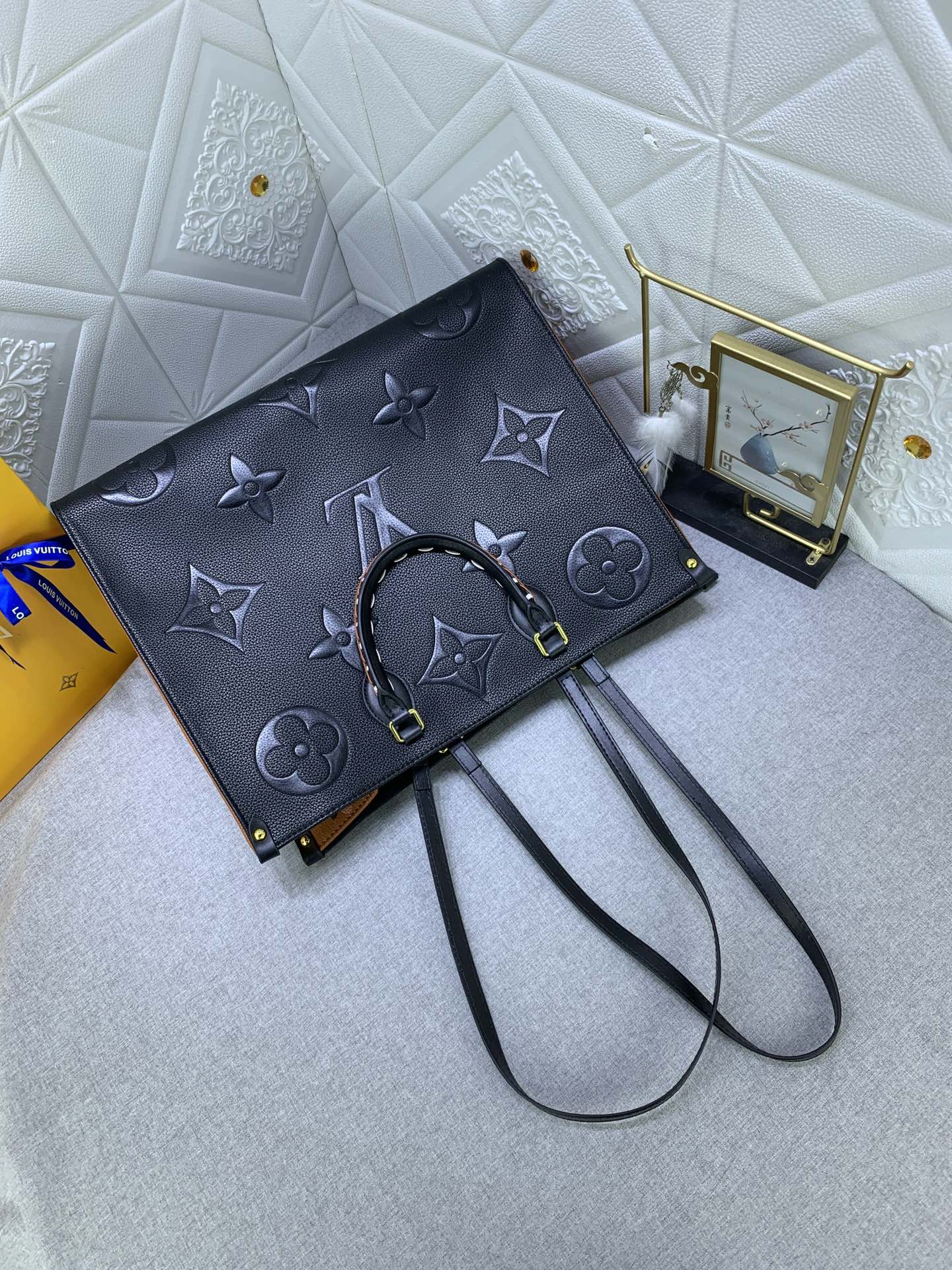 Louis Vuitton LV Crafty Onthego Gm Black 41Cm