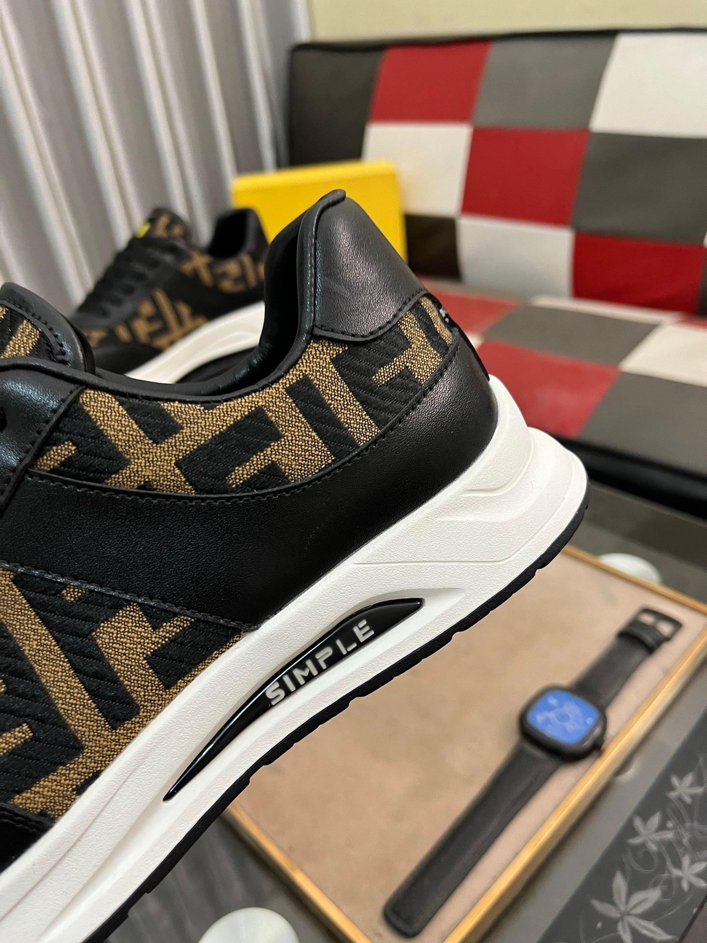 FENDI CASUAL SNEAKERS