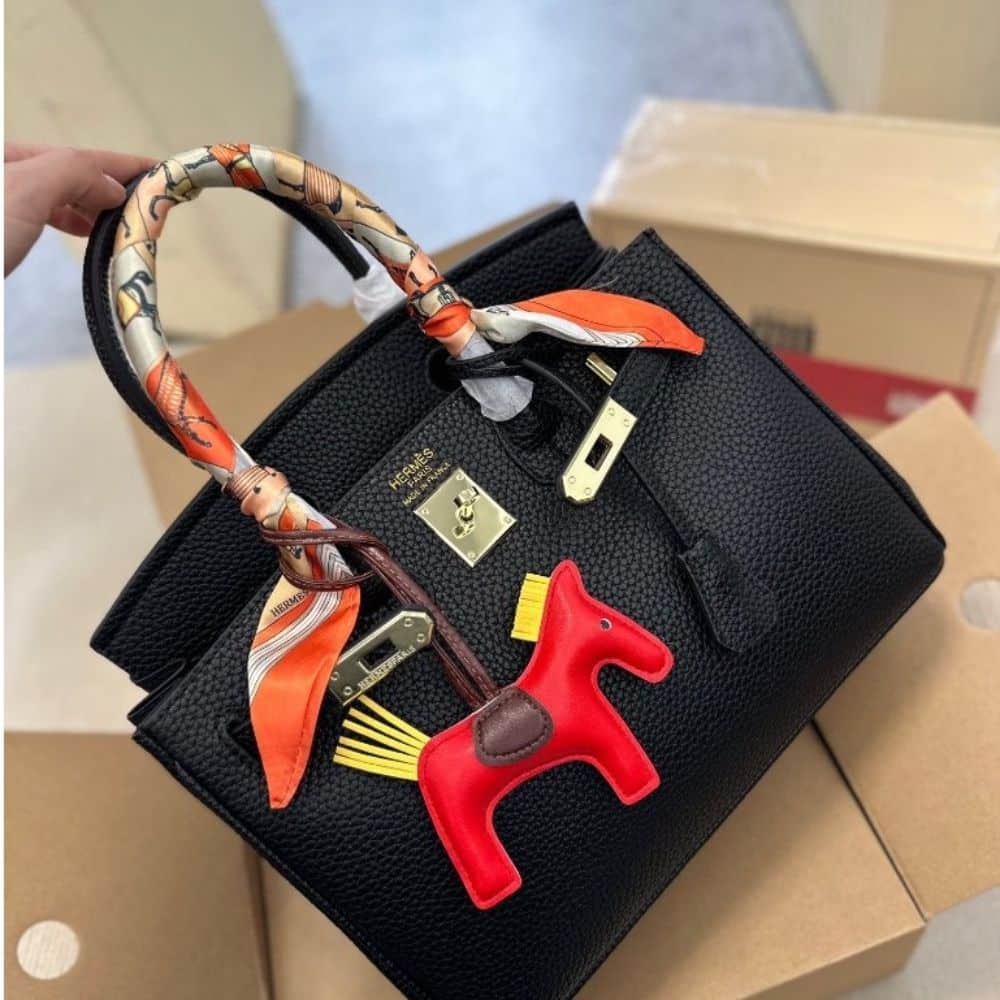 Hermès Birkin 30 Togo Leather Gold Hardware Black 30Cm