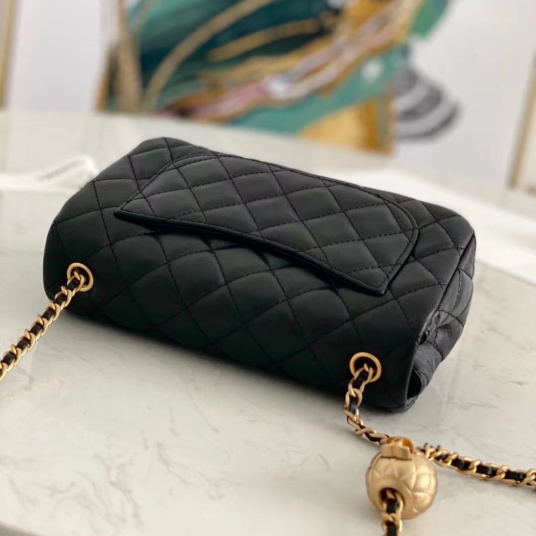 Chanel Shoulder Bag Black 20Cm/7.9in Ap1787