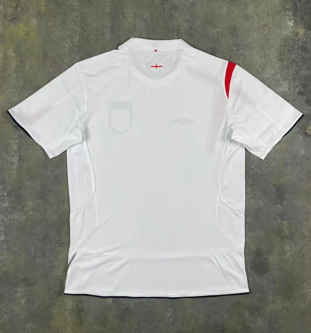 Gerrard #4 Retro England 2006 Home Football Jersey