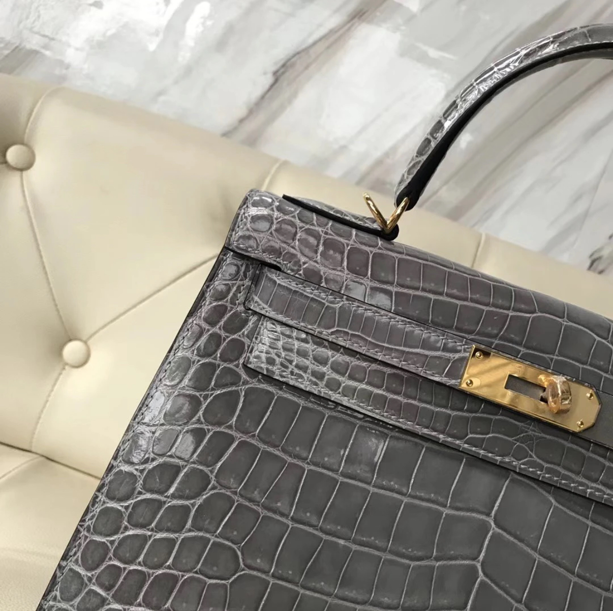 Kelly 25-28 Glacier Blue Crocodile Leather