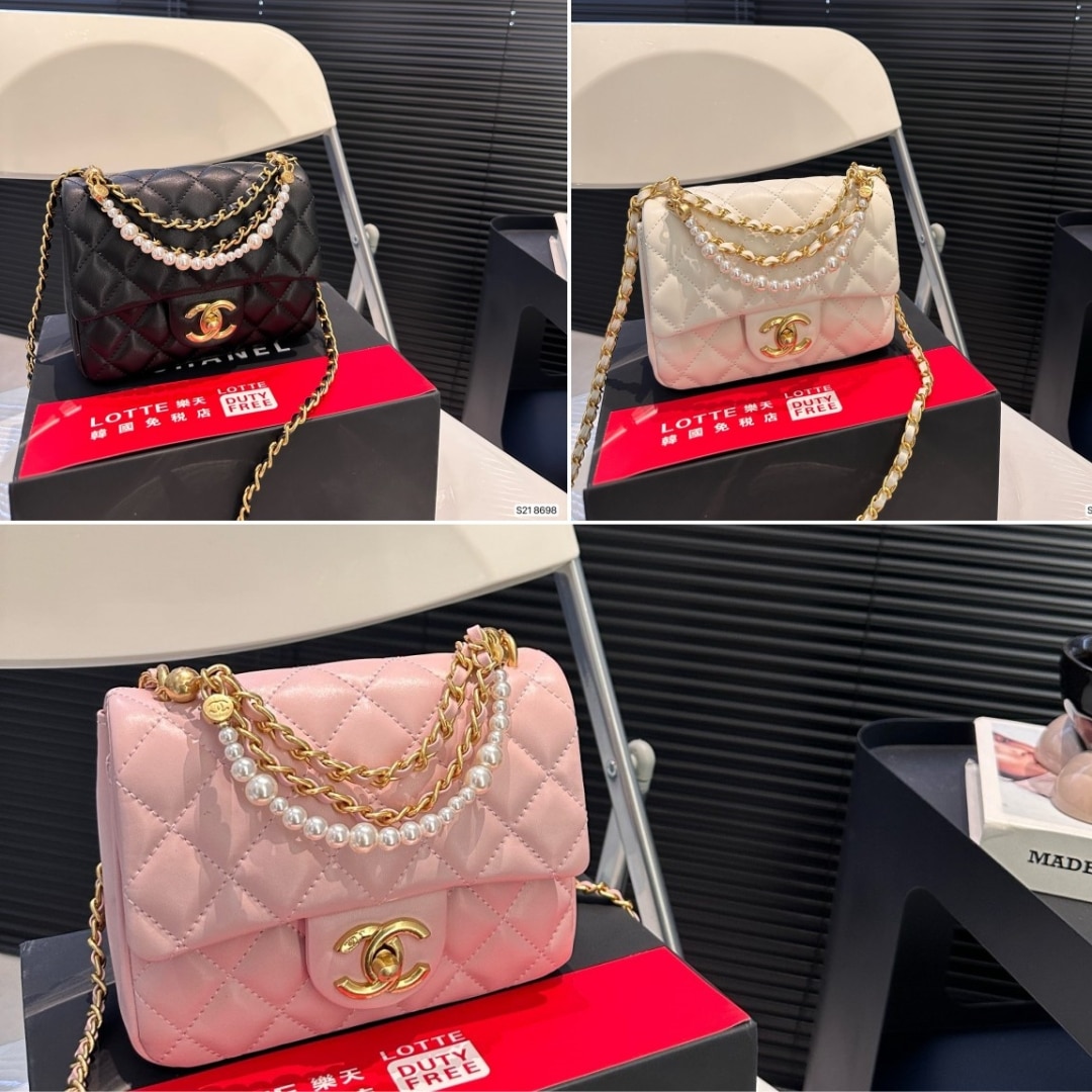 Chanel Flap Bag Gold Hardware With Chain White 17Cm/6.6in