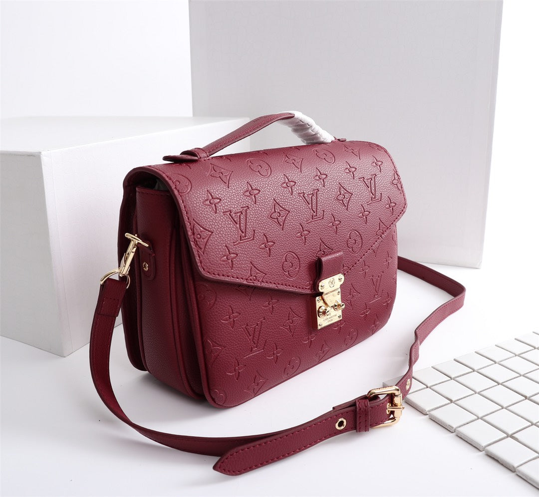 Louis Vuitton Pochette Metis Cherry Berry 25Cm