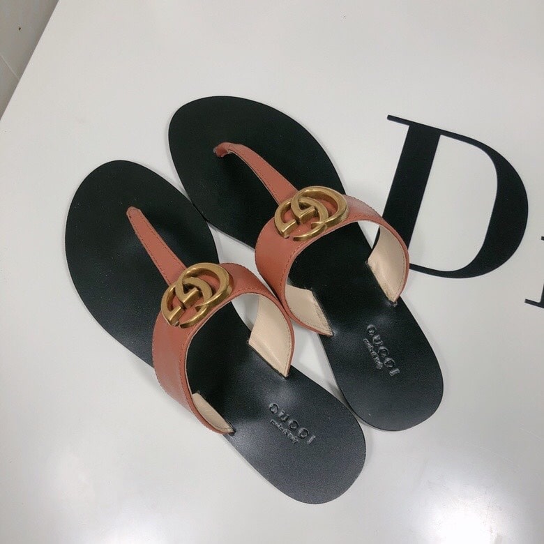Gucci Double G Thong Leather
