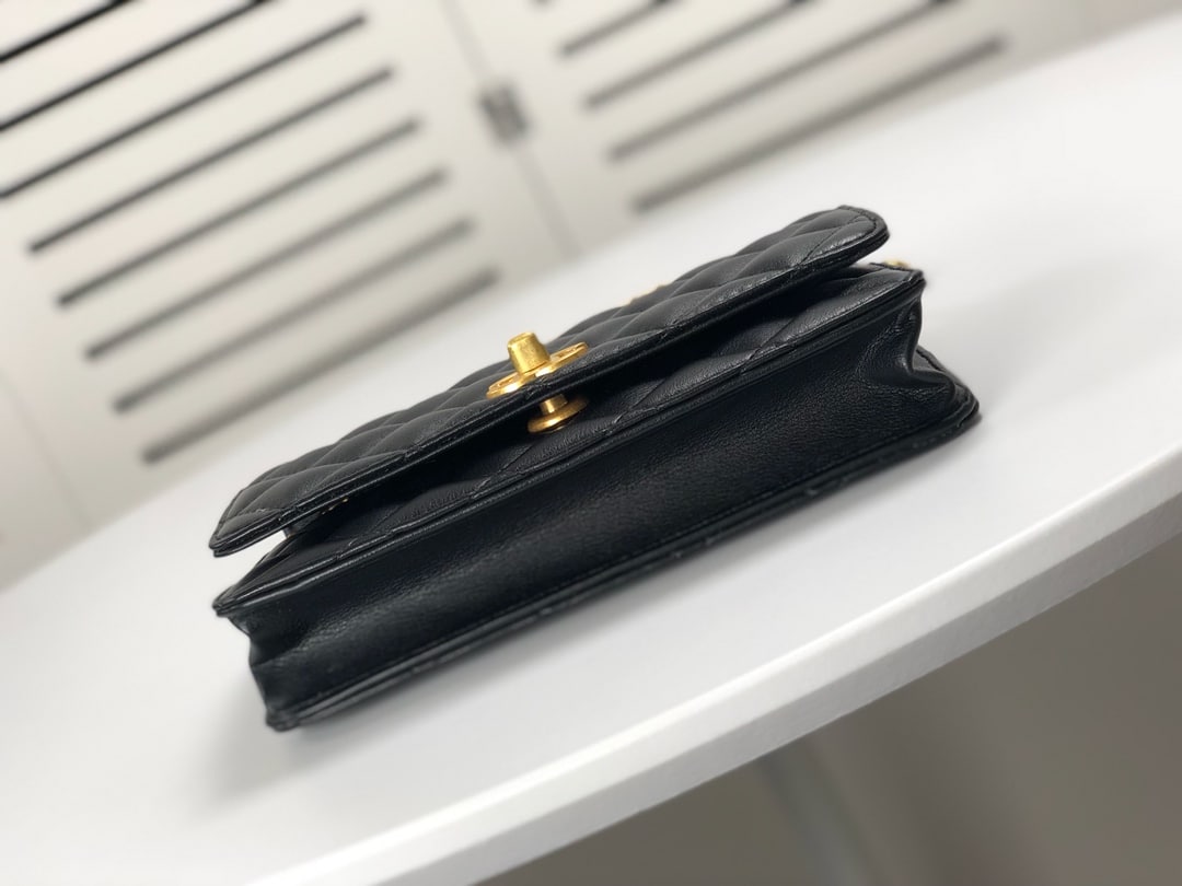 Chanel Woc Falp Pearl Crush Bag With Chain Black 19Cm