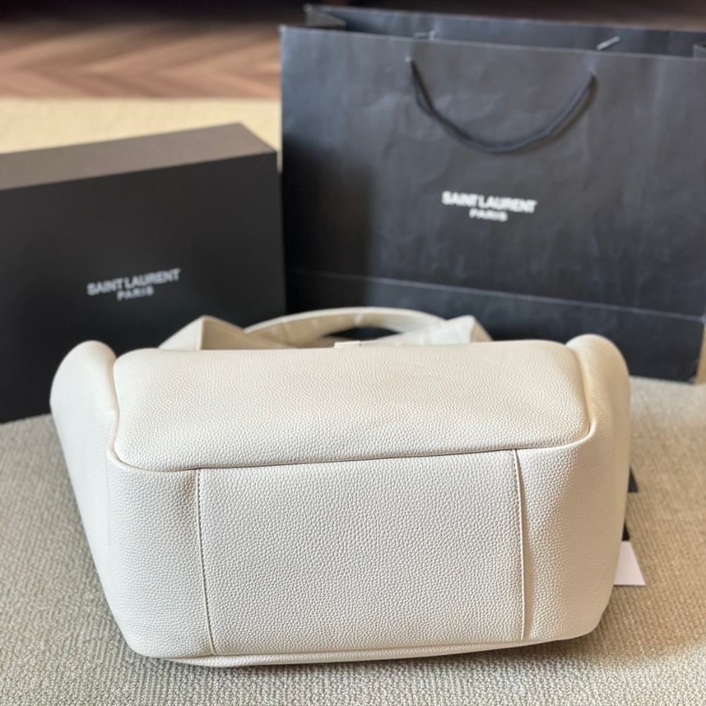 Saint Laurent Le 5 À 7 Bea In Grained Leather White 50Cm 763435Aaddg