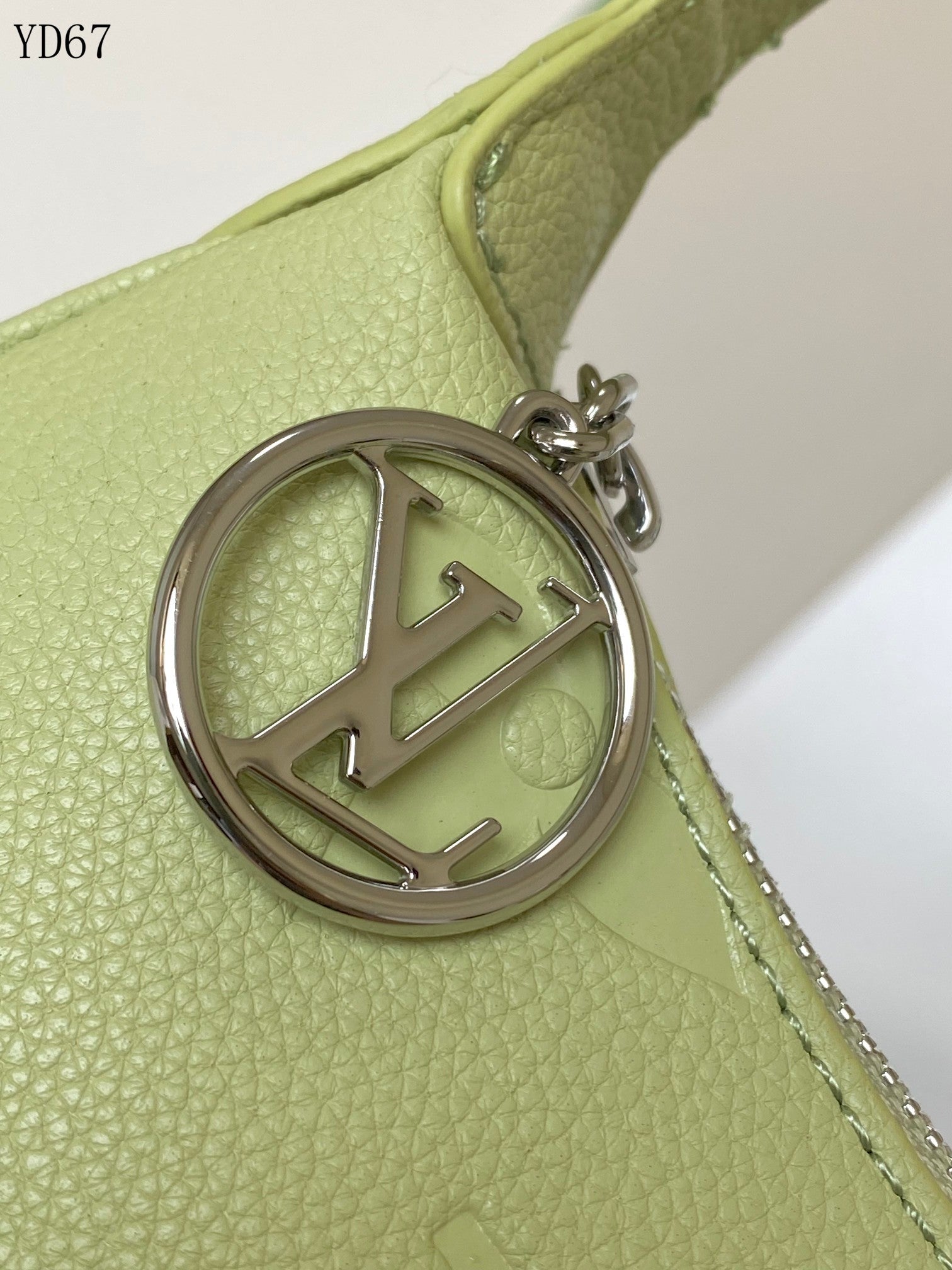 Louis Vuitton Monogram Empreinte Green Shoulder Bag 20Cm M82391
