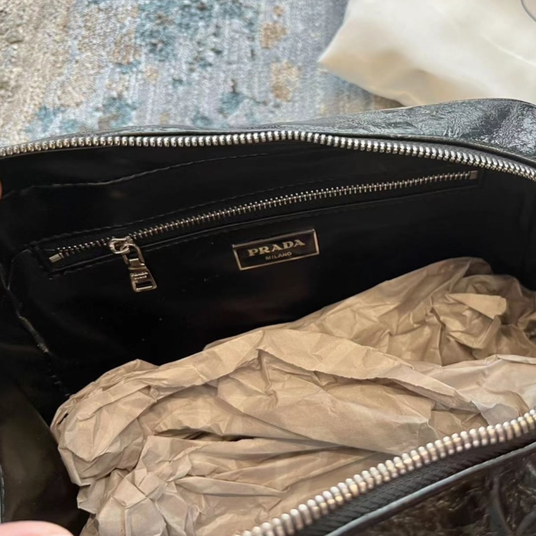 Prada Antiqu Handle Bag Black 25Cm