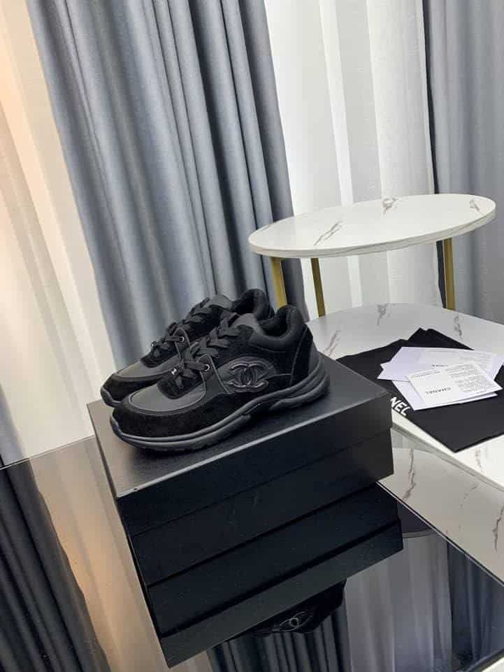 Chanel Cc Black Sneaker