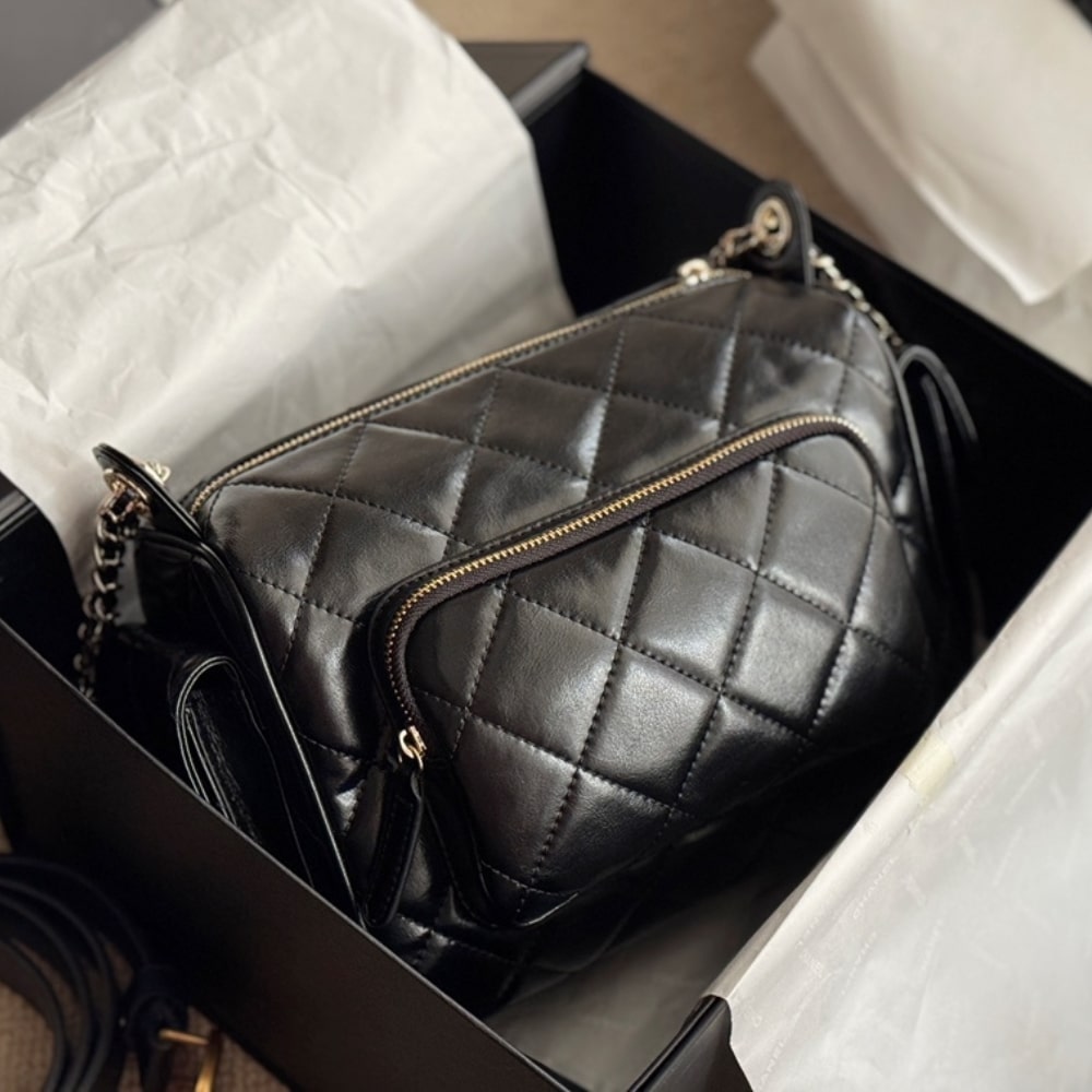 Chanel Small Camera Case Bag Black 23Cm/9.1in As5220 B18234 94305