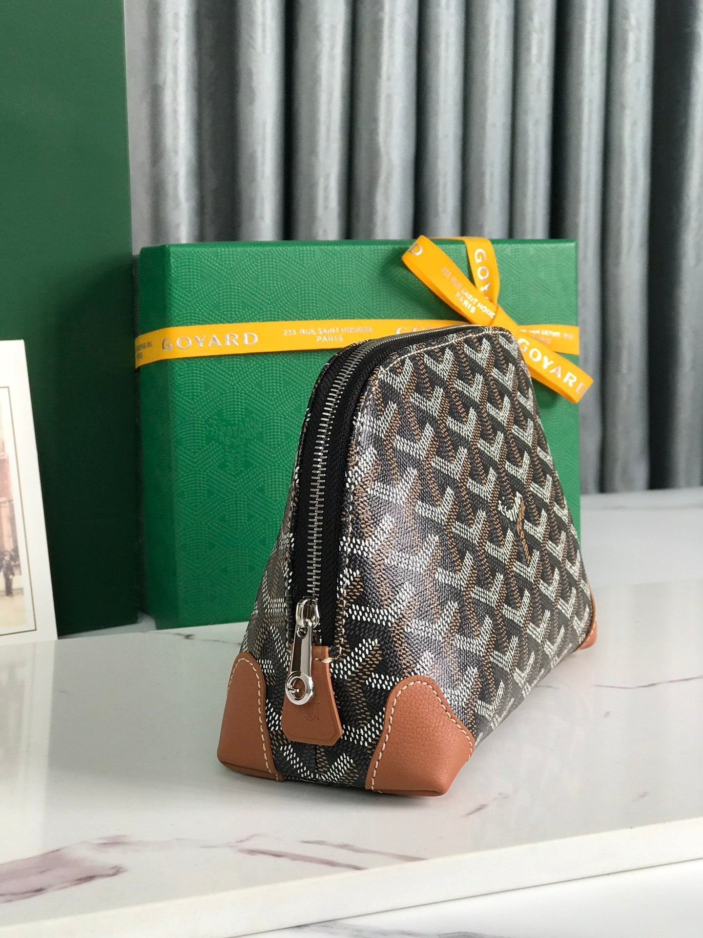 Goyard Vendôme Cosmetic Pouch 17cm Black Goyardine Canvas And Tan Calfskin Trim