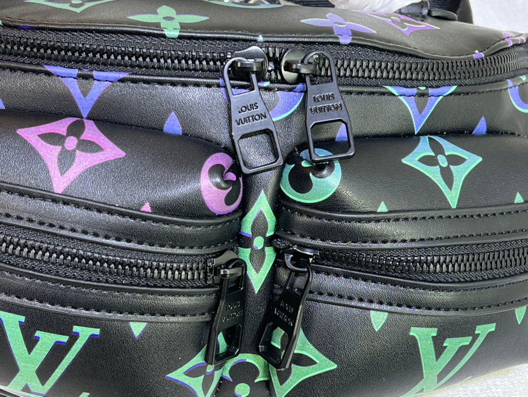 Louis Vuitton Comet Bumbag 45Cm M22494
