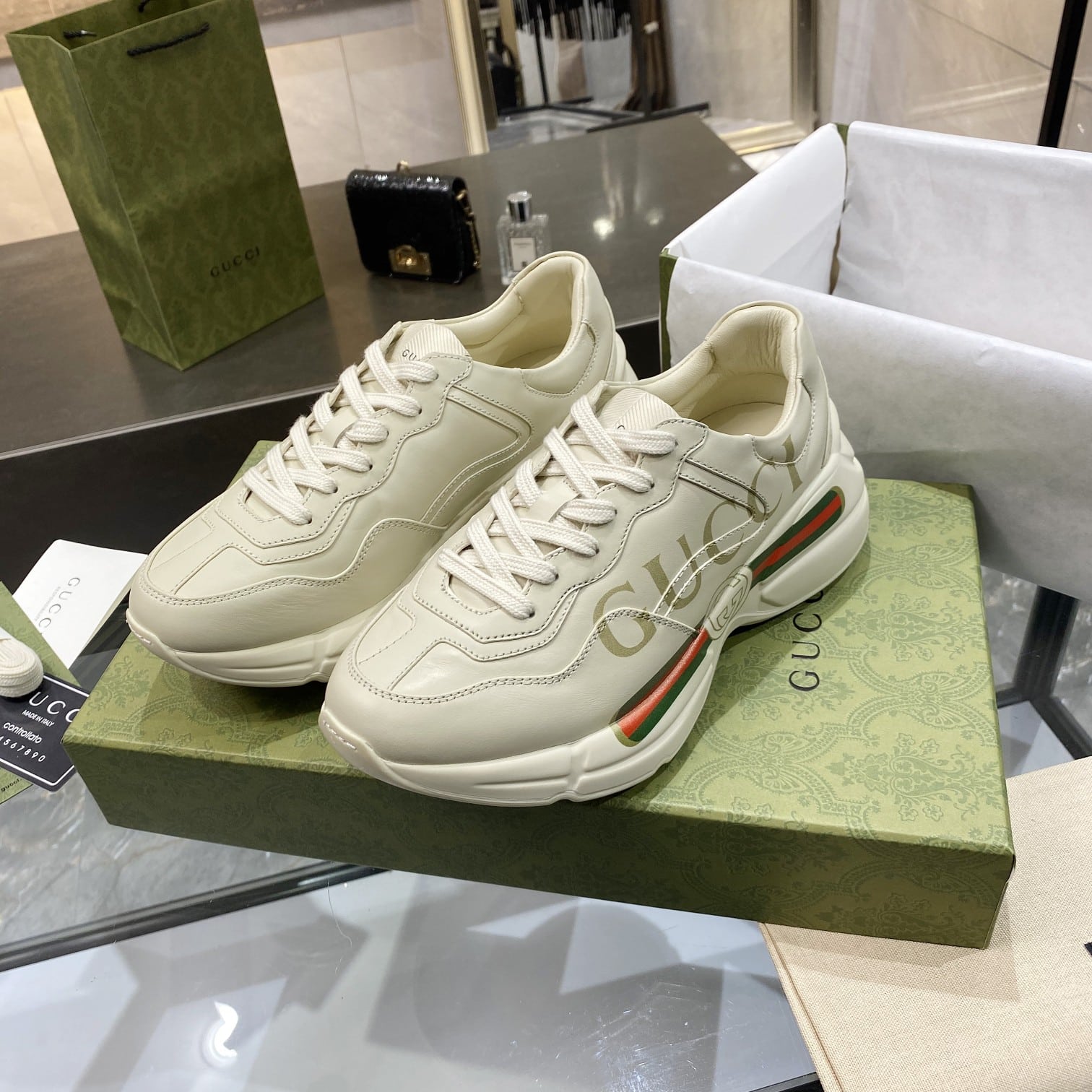 Gucci Women’S Rhyton Gucci Logo Leather Sneaker 528892 Drw00 9522