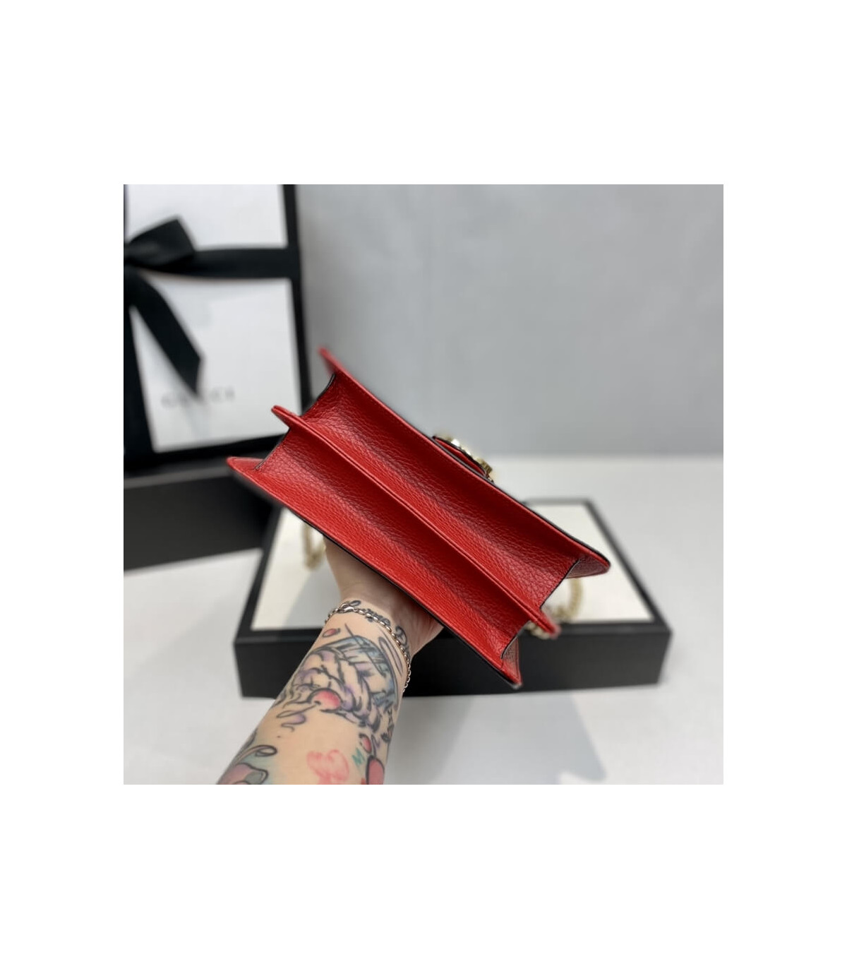 Gucci Interlocking Chain Leather Cross Body Bag Red 25cm