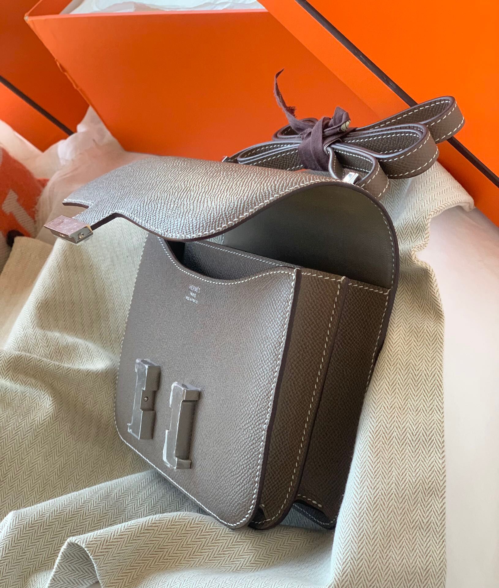 Constance Mini 19-24
