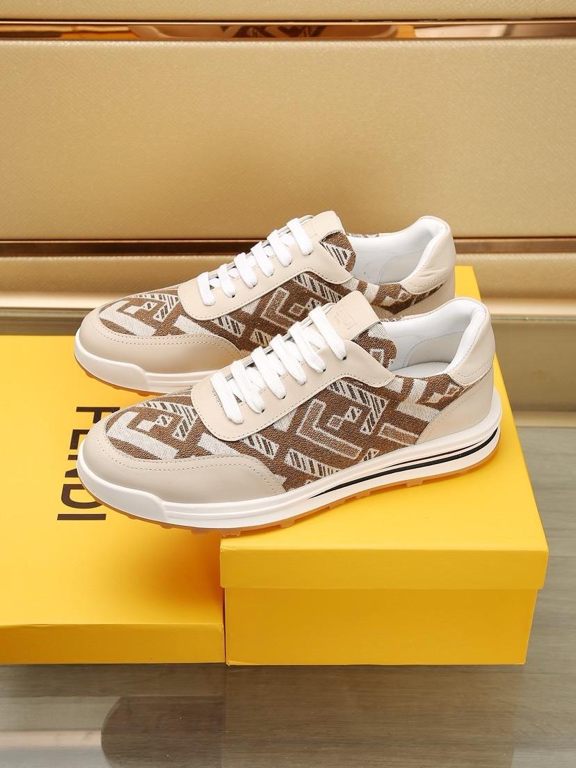 FENDI CASUAL SNEAKERS