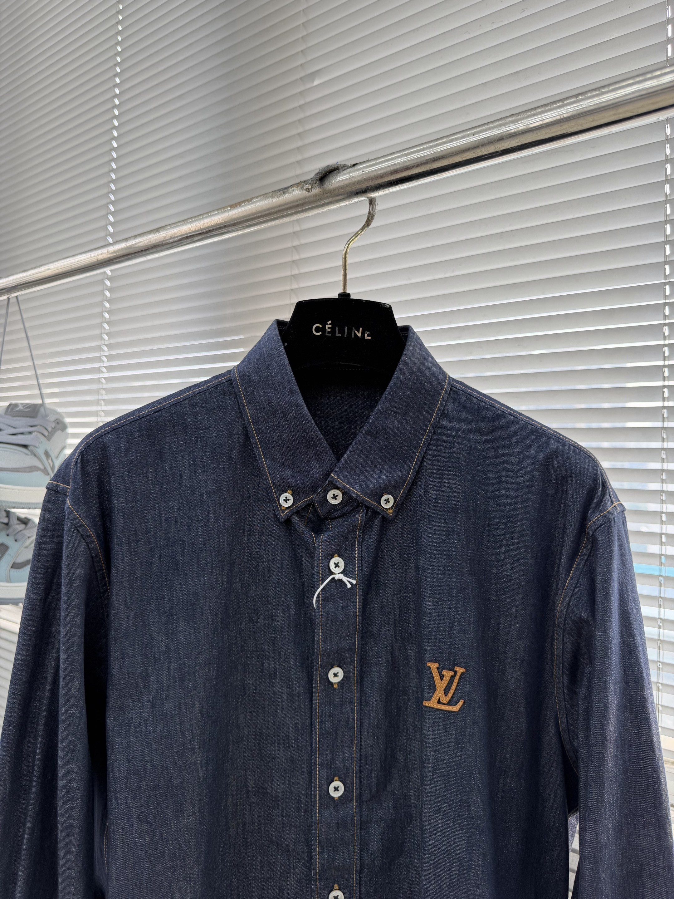 LOUIS VUITTON Denim Logo Shirt Jacket