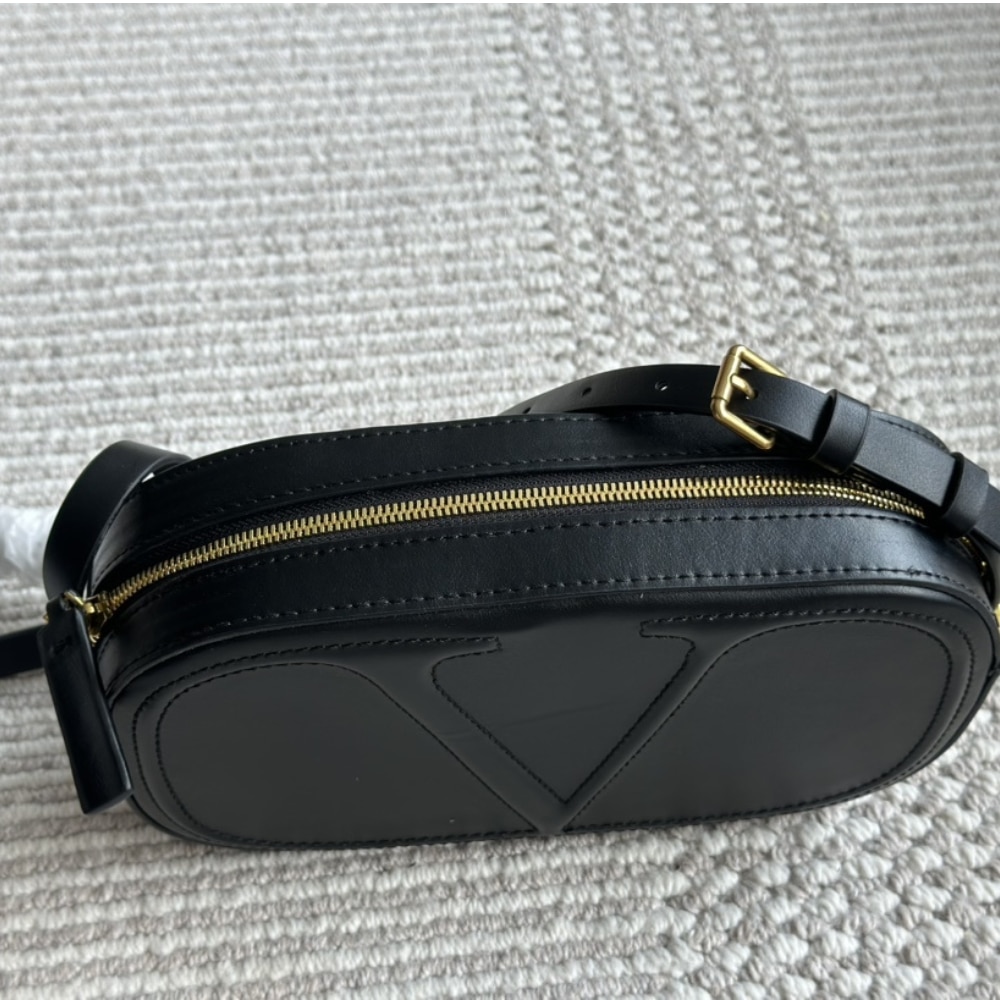 Valentino VLogo Walk Calfskin Crossbody Bag Black 25Cm