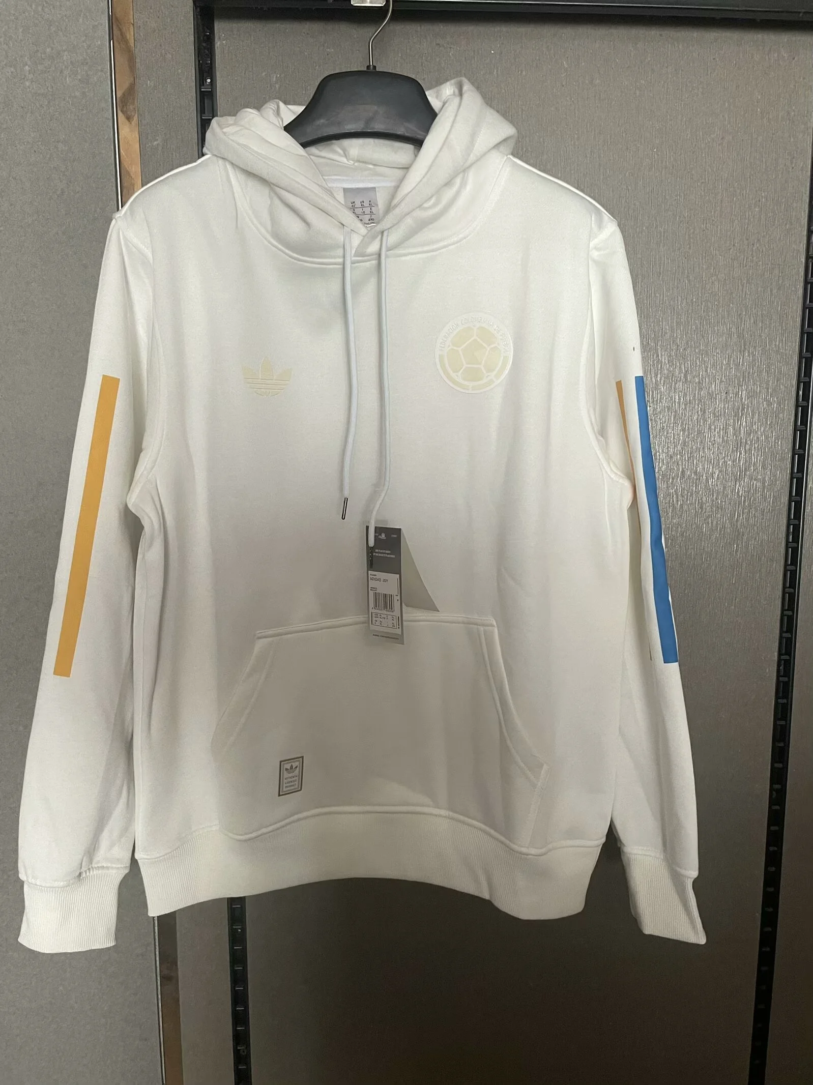 2024/25 Colombia White casual sweater.