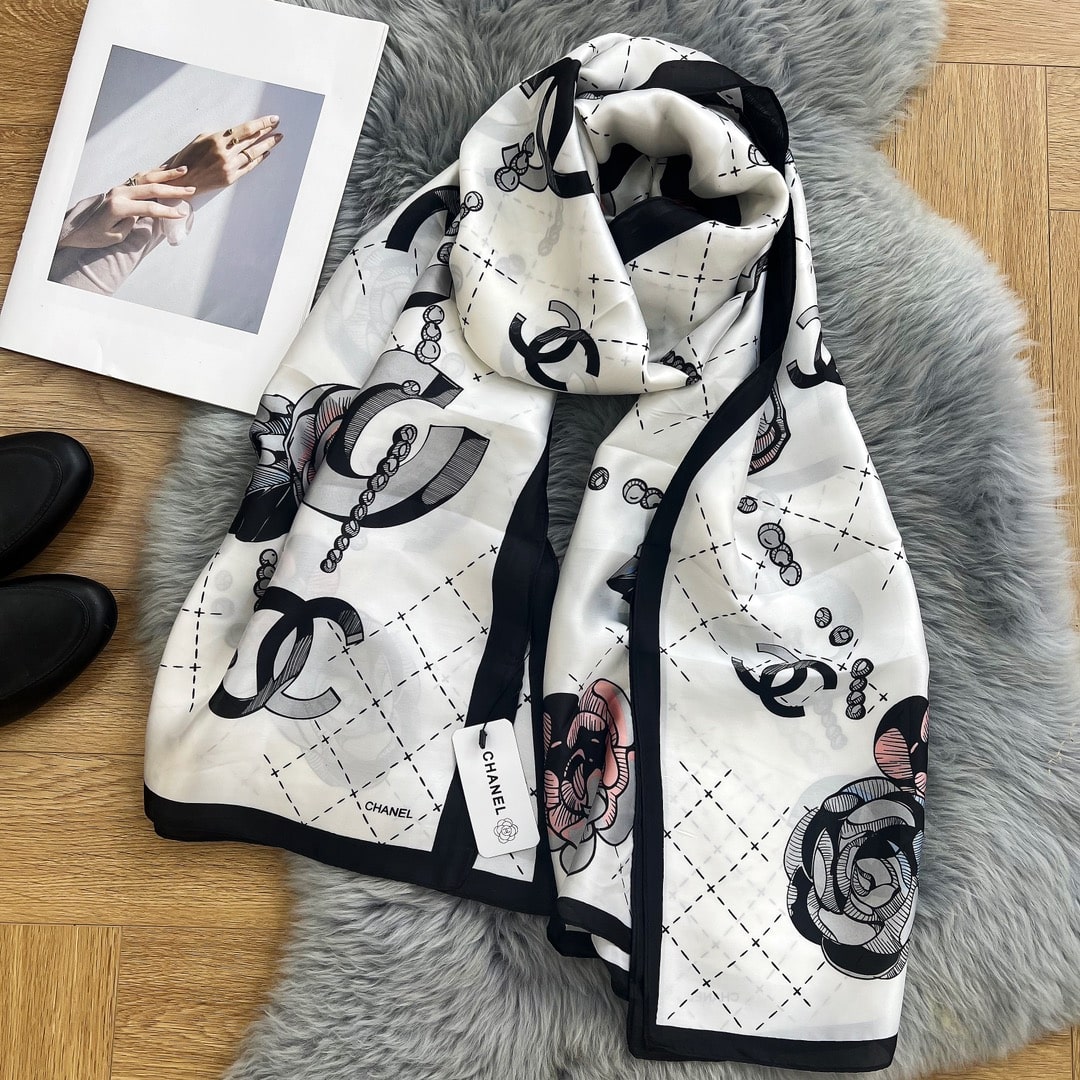 Chanel Cc With Pink Flower Square Scarf White 90Cm