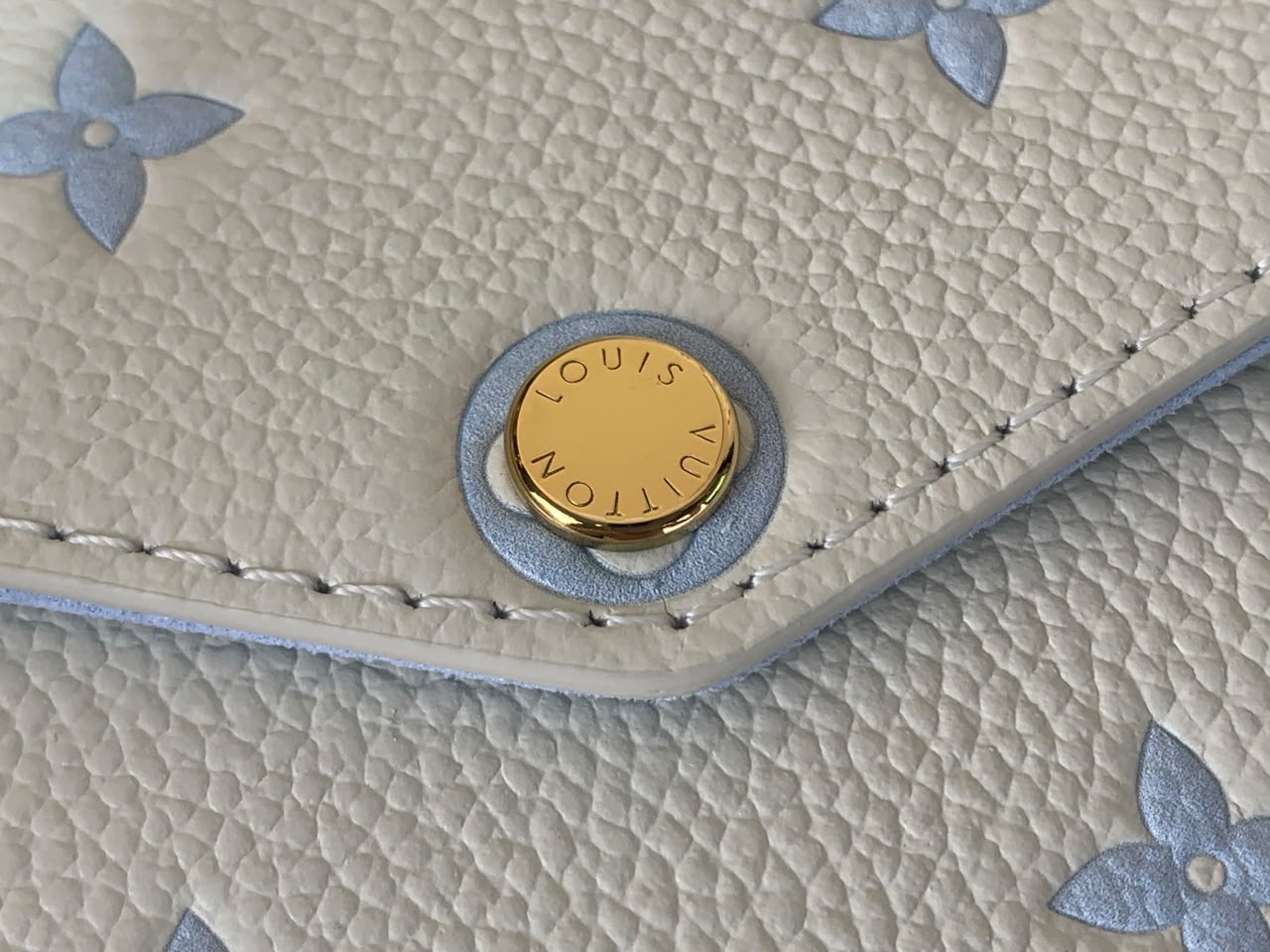 Louis Vuitton Pochette Félicie Bag 21cm M28127
