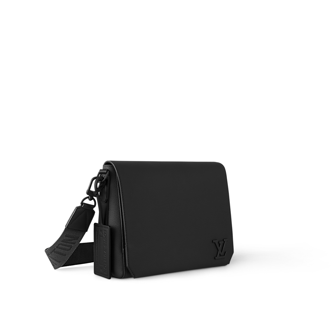 Louis Vuitton District Pm Bag Black 26Cm M30850 For Men