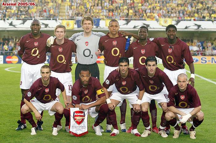 Arsenal 2005/06 Home Retro Soccer Jersey