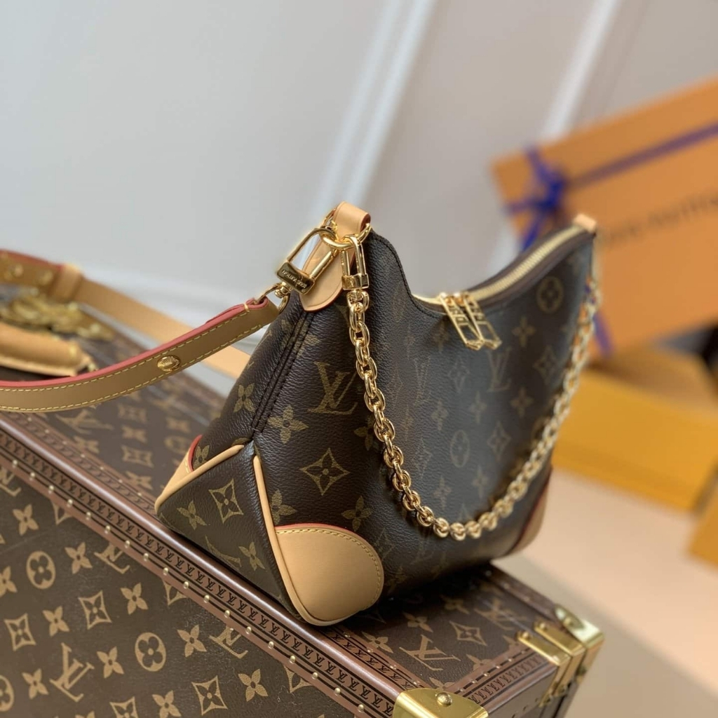 Louis Vuitton Boulogne PM Monogram Canvas Shoulder Bag Natural 29cm M45832