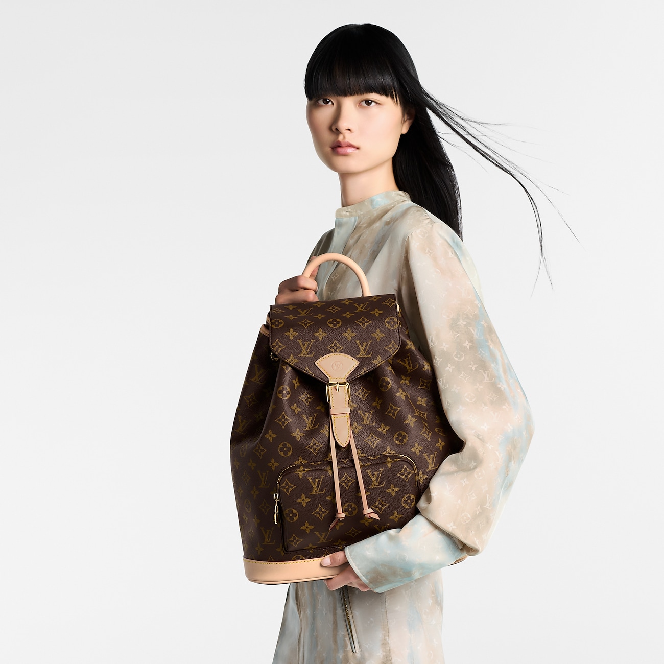 Louis Vuitton Montsouris Mm M11197
