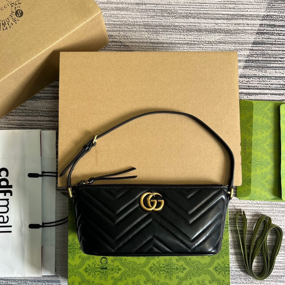 Gucci GG Marmont Shoulder Bag