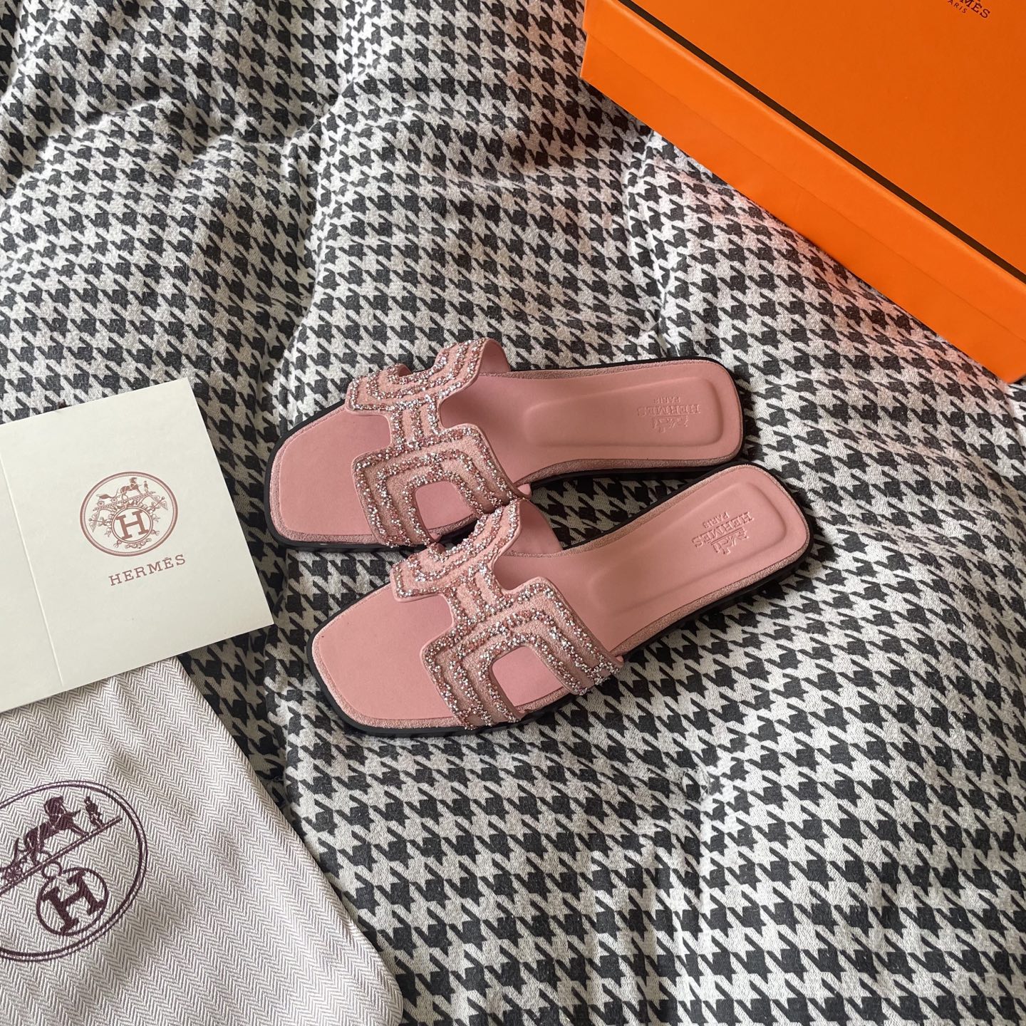 Hermes Oran Sandal Rose Aube