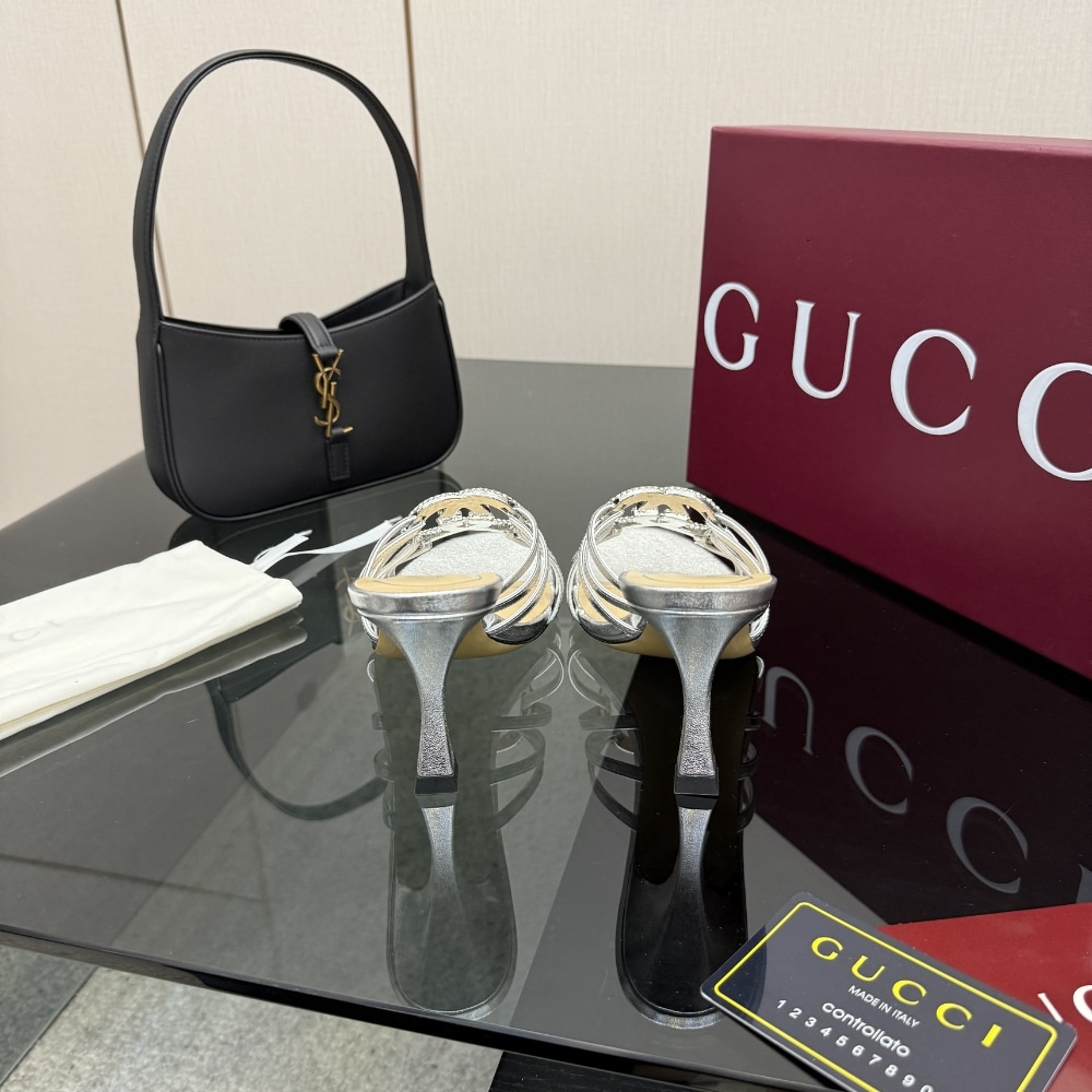 Gucci Women Slide Sandal With Crystal Interlocking G Silver 852663 0Mw00 8106