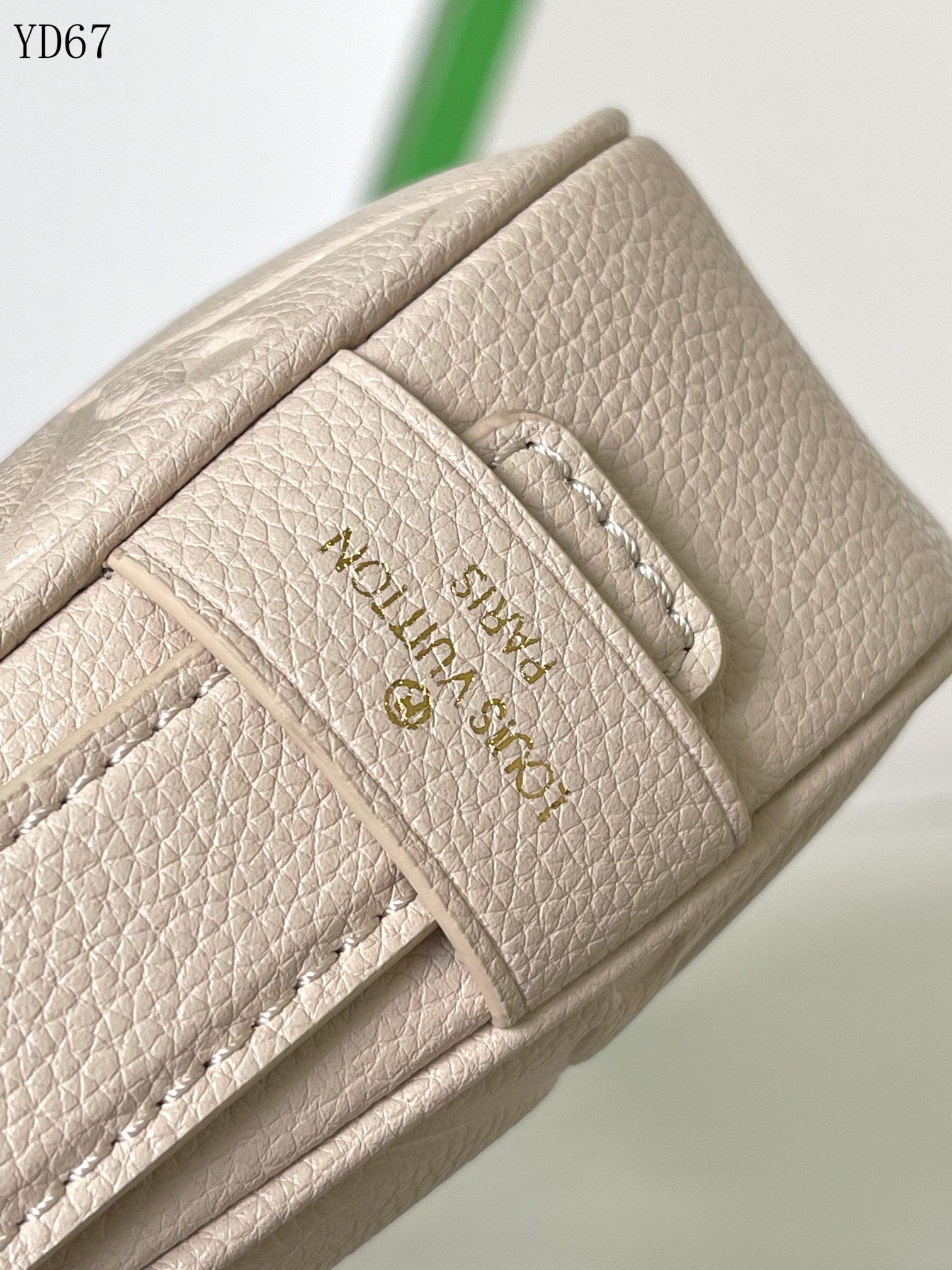 Louis Vuitton Monogram Empreinte Beige Shoulder Bag 20Cm M82391