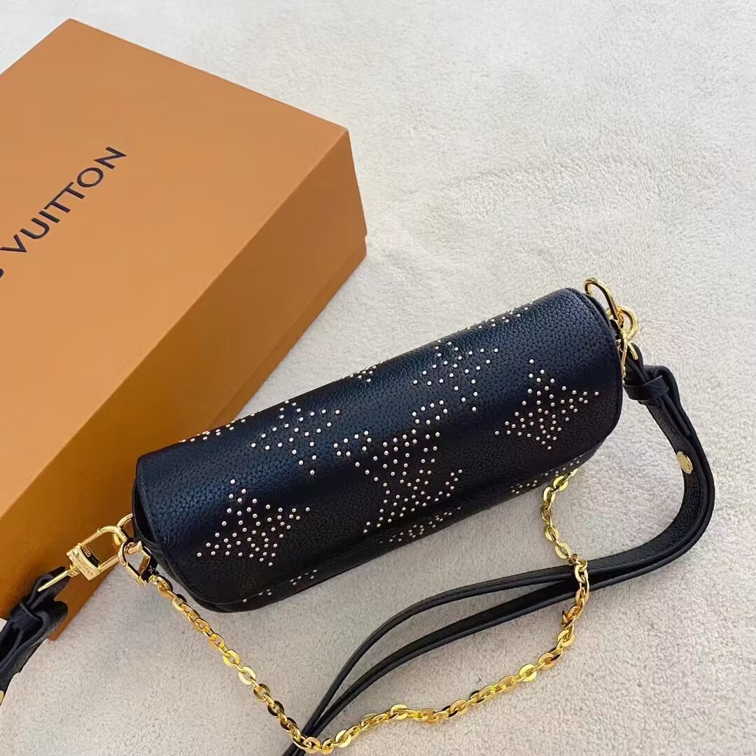 Louis Vuitton Wallet On Chain Ivy Black 22Cm M82653