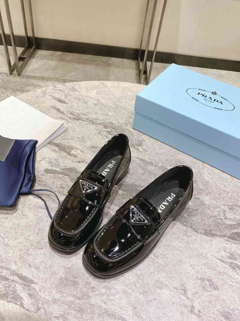 Prada Chocolate Brushed Leather Loafers Black 1D246Mulsf0002Fb050