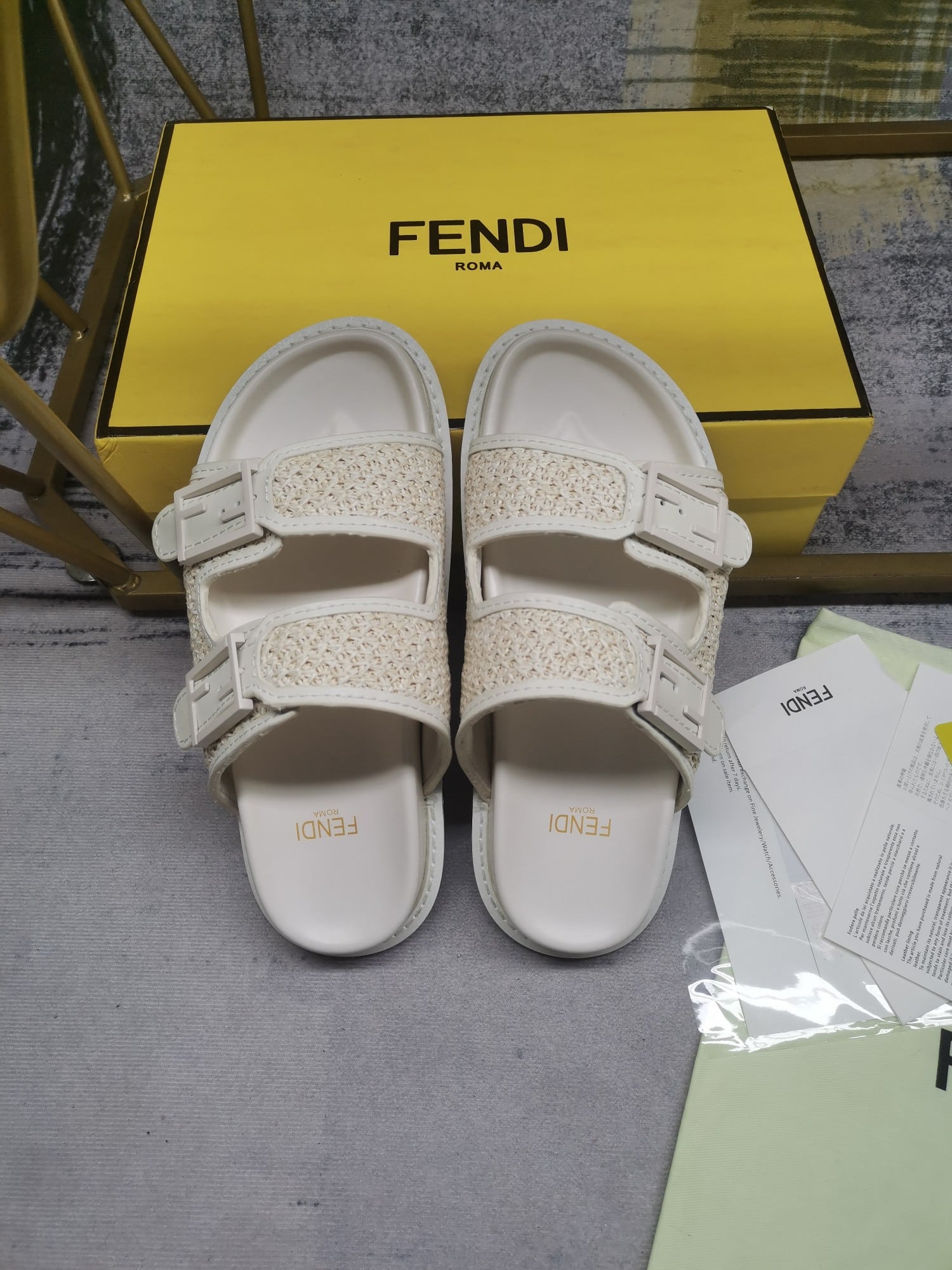 Fendi Feel Leather Sandals White