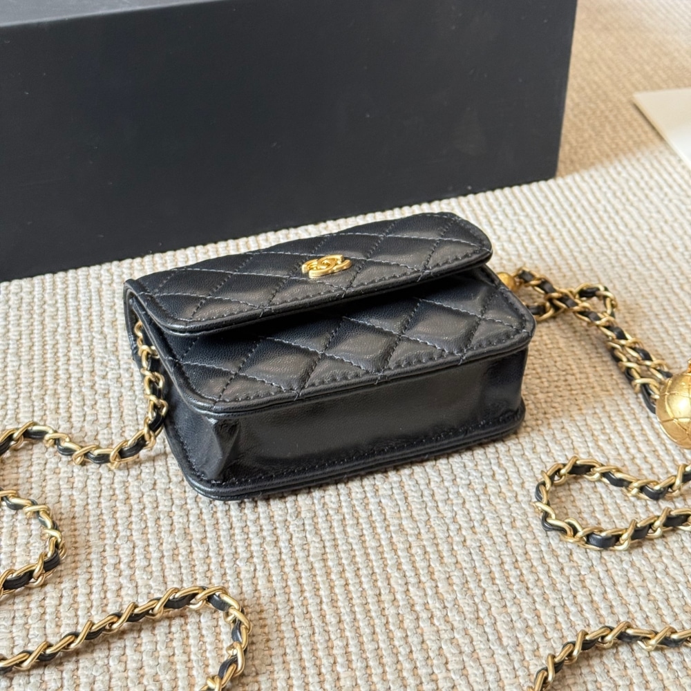 Chanel Clutch With Chain Pearl Crush Gold Black 15Cm Ap1628 B02916 94305