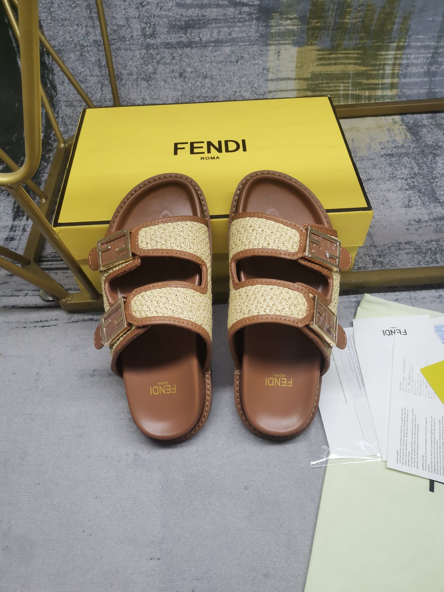 Fendi Feel Leather Sandals Brown 8X8326Ao0Df1Lr0