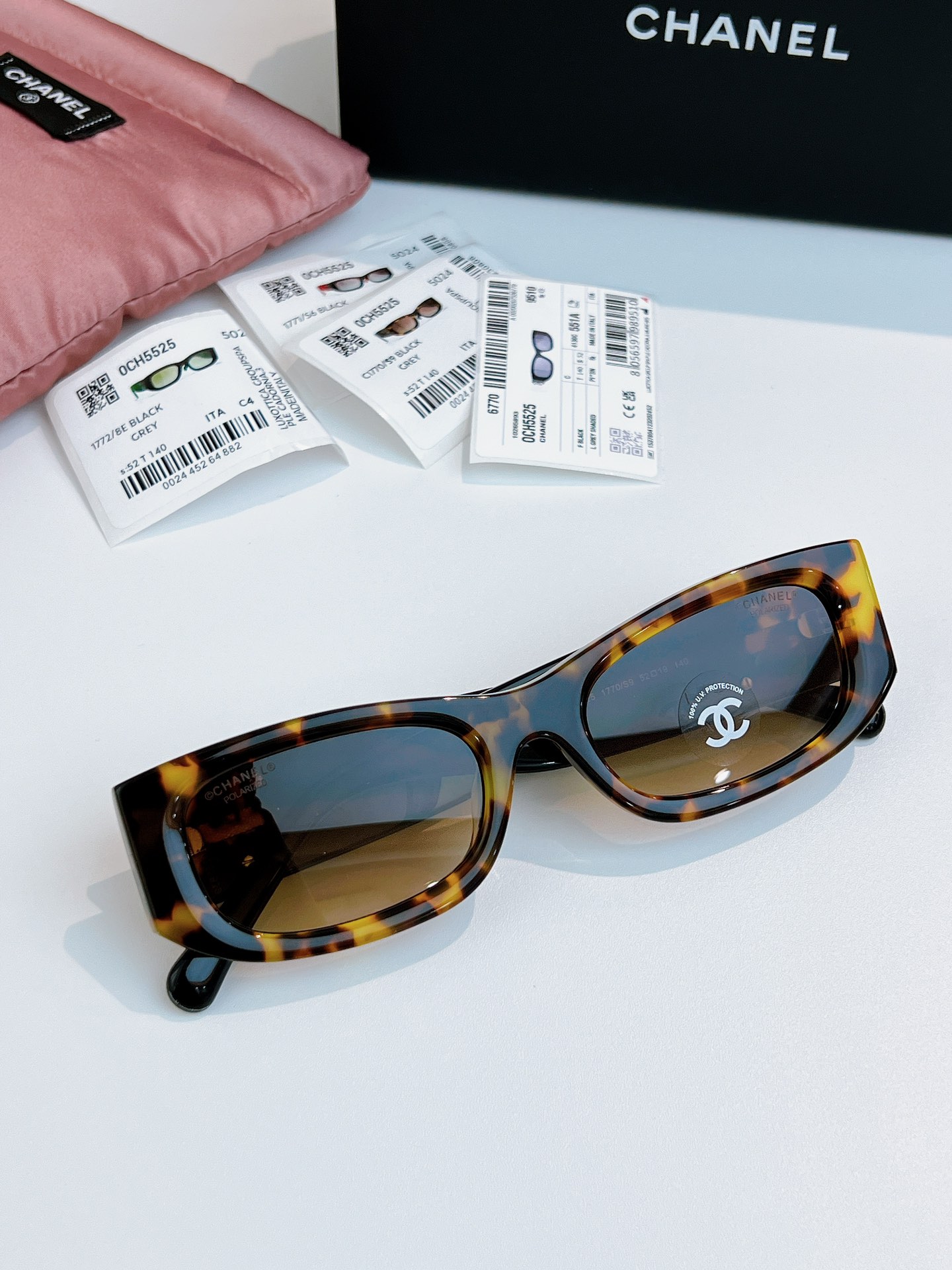CHANEL Sunglasses