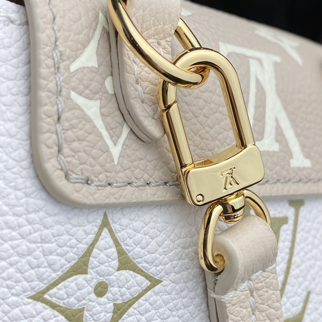 Louis Vuitton Tiny Backpack 19Cm Khaki